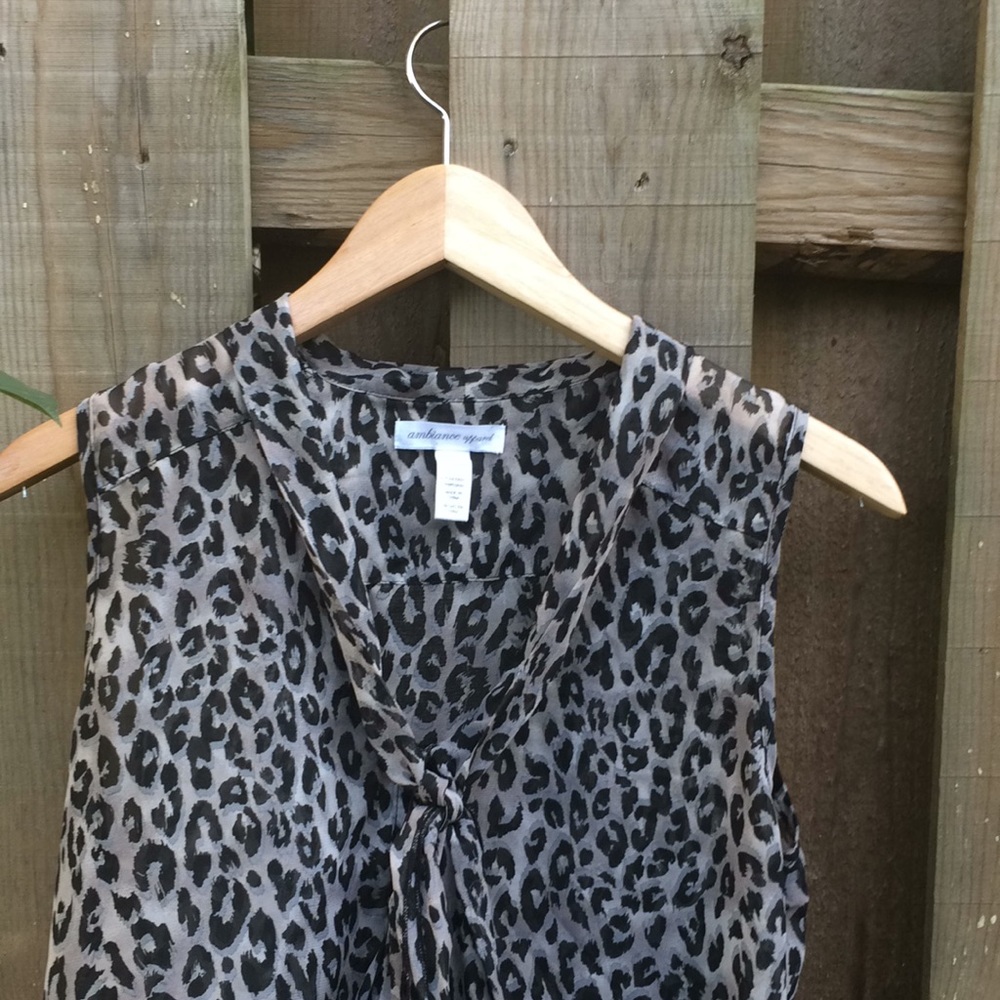 Ambiance Apparel top - Picture 2 of 5
